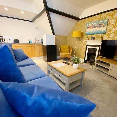 The Beach Hut - 1 Bedroom Apartment Near The Beach Bournemouth Exterior foto